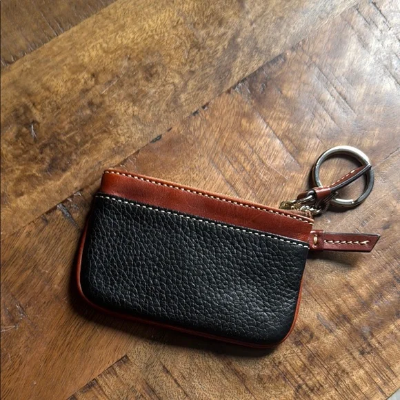 Dooney & Bourke Black and Tan Leather Keychain Wallet - Picture 2 of 3